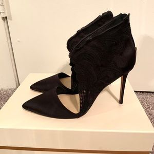 VINCE CAMUTO imagine heels, 6.5